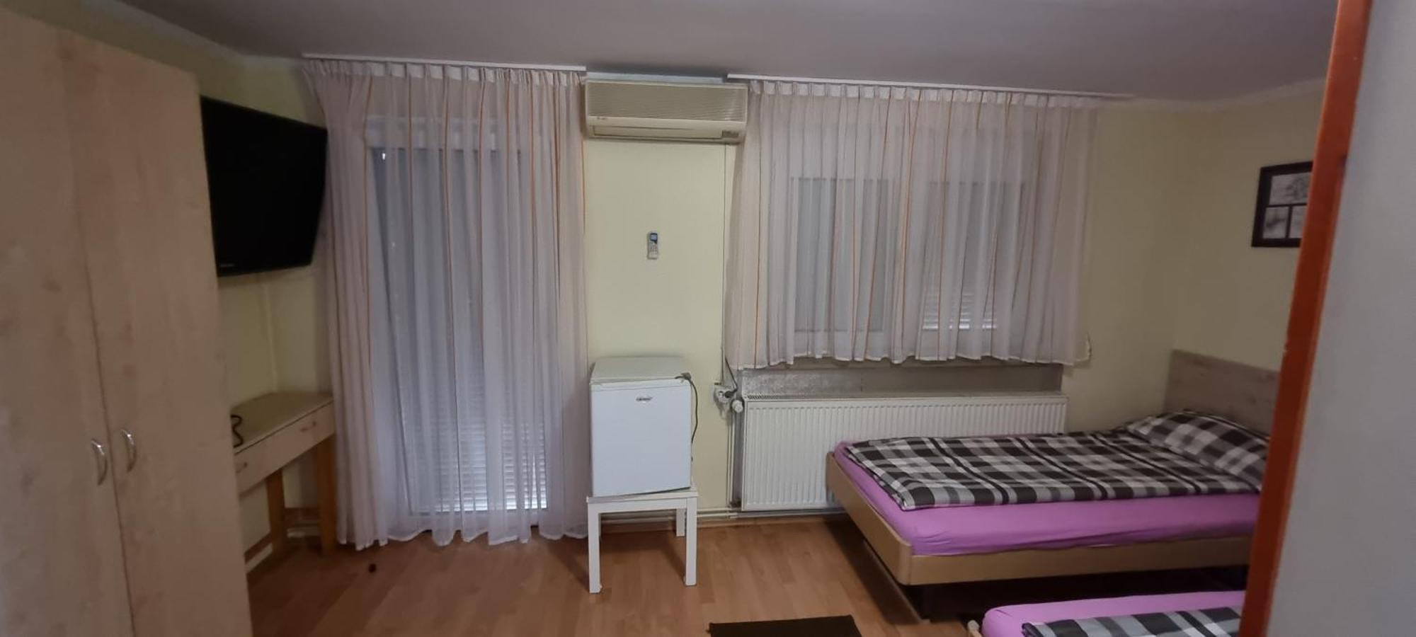 Pensiunea Zodiac Timişoara Exterior foto